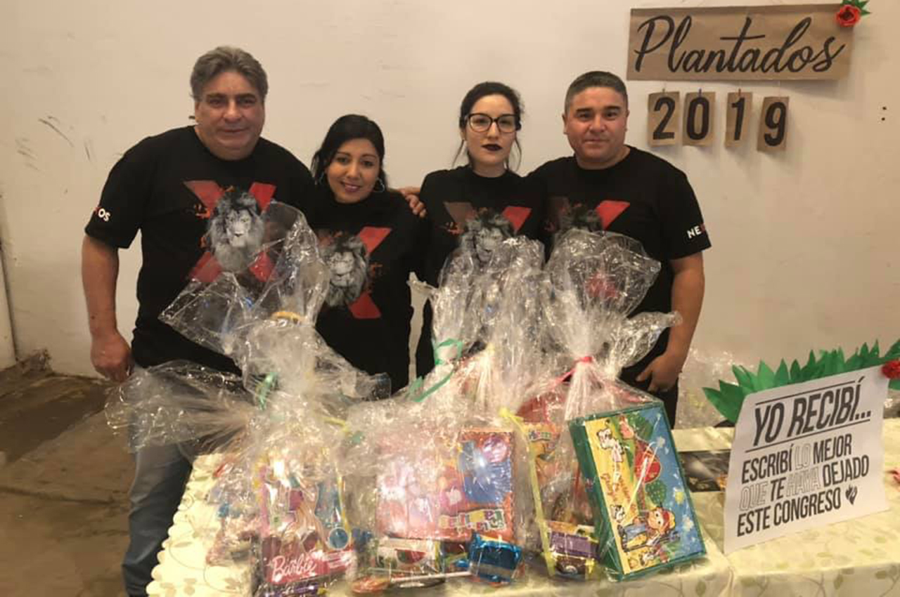 Entregamos juguetes en la Catedral de Alabanza de Los Polvorines.