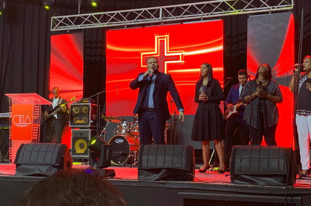 Nexos presente en la Cumbre Apostólica en Santo Domingo.